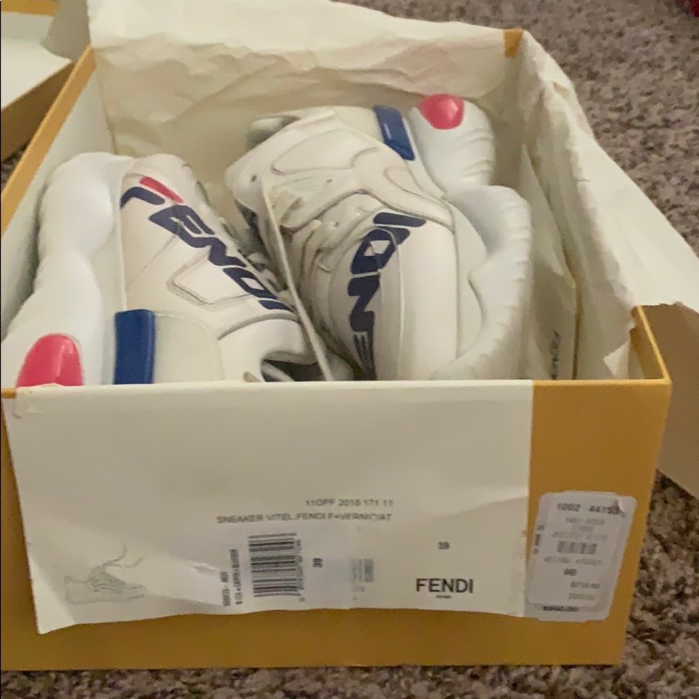 Size 9 Fendi sneakers